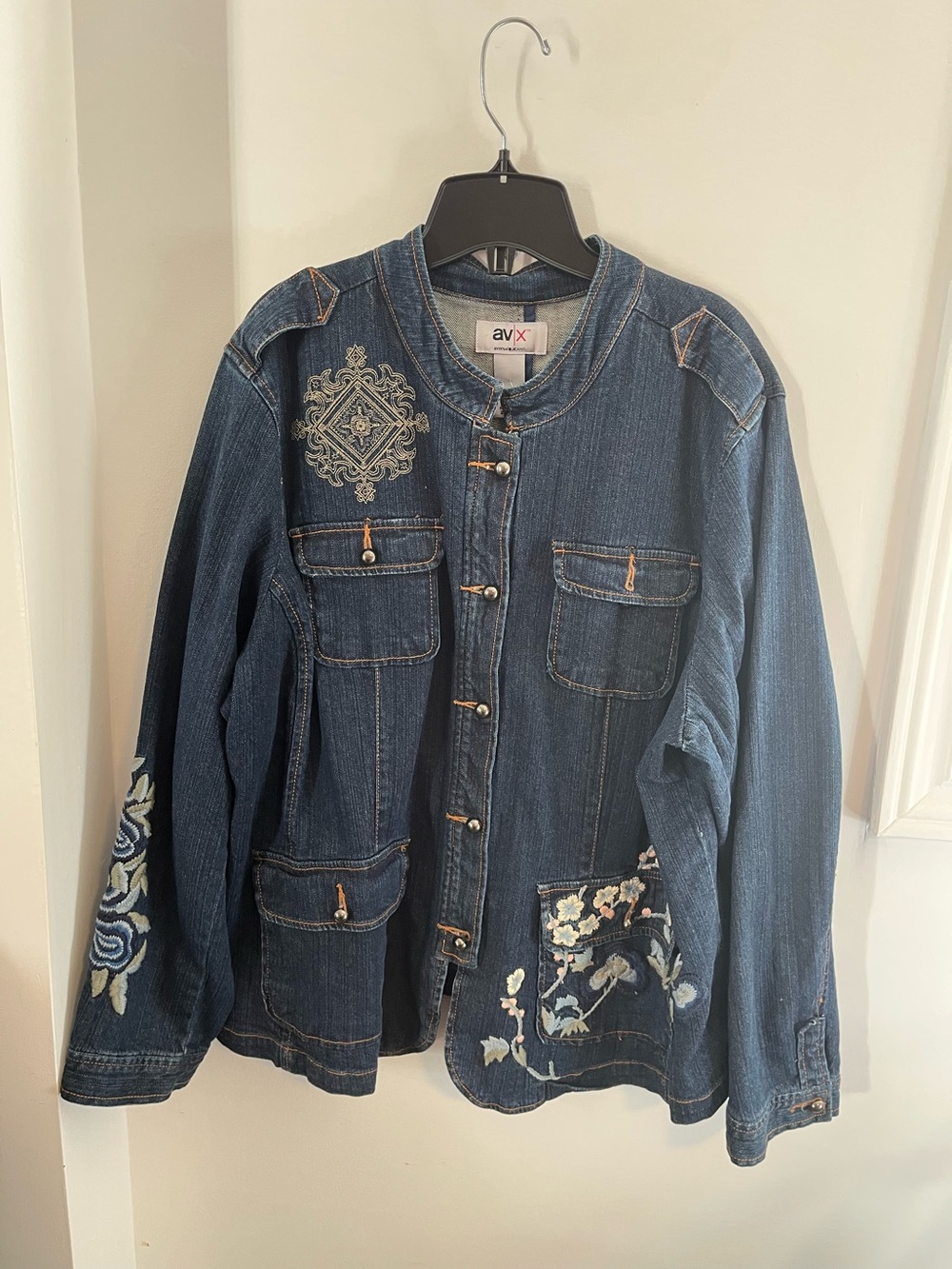 Women’s Y2K floral Embroidered Dark Blue Denim Jacket 22/24